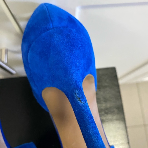 Town+Country Electric Blue Suede D'Orsay Pointed Heels - Picture 6 of 6